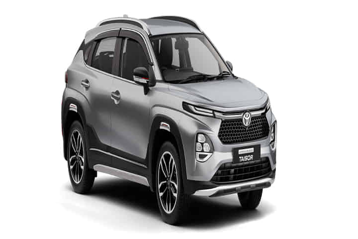 Taisor undefined in Enticing Silver