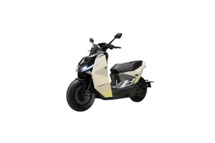 Ultraviolette Tesseract in Desert Sand