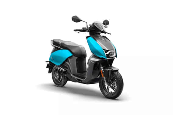 V1 2022-2024 in Cyan
