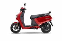 Hero Vida VX2 Pearl Red colour Scooters Hero Vida VX2 Pearl Red colour Scooters