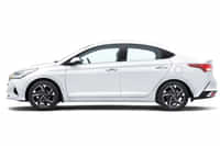 Hyundai Verna 2020-2022  Polar White colour Cars Hyundai Verna 2020-2022  Polar White colour Cars