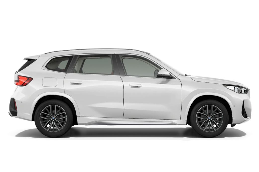 X1 LWB undefined in Mineral White Metallic X1 LWB undefined in Mineral White Metallic