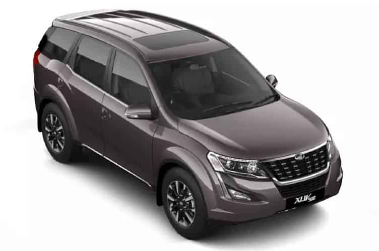 Mahindra XUV500 2020-2021 in Lake Side Brown Mahindra XUV500 2020-2021 in Lake Side Brown