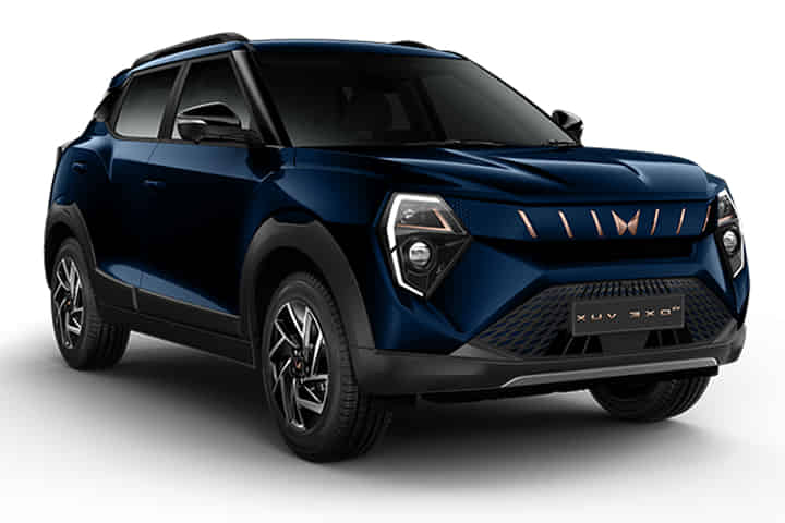 XUV 3X0 EV in NEBULA BLUE