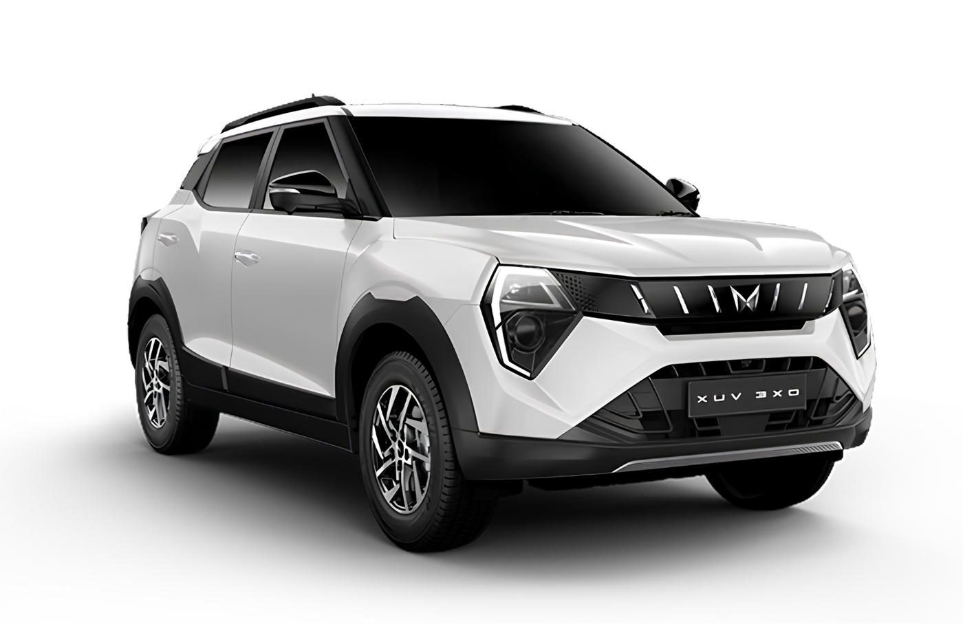XUV 3XO in Everest White