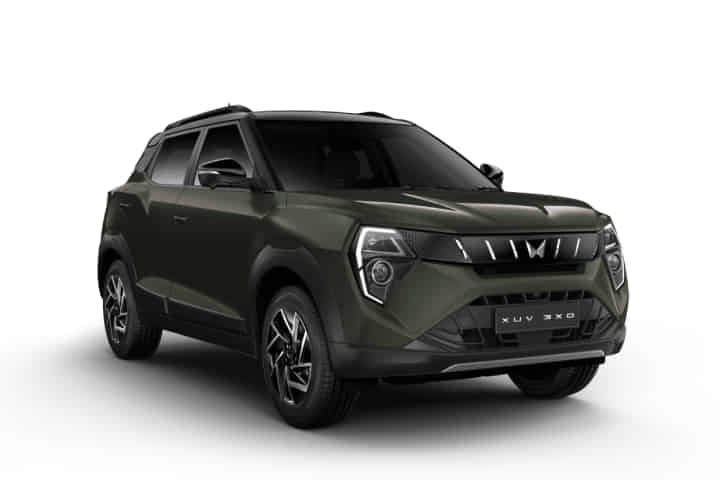 XUV 3X0 undefined in Deep Forest  Grey