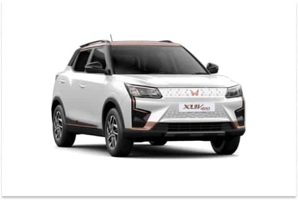 XUV 400 Electric undefined in Everest White Dual tone XUV 400 Electric undefined in Everest White Dual tone