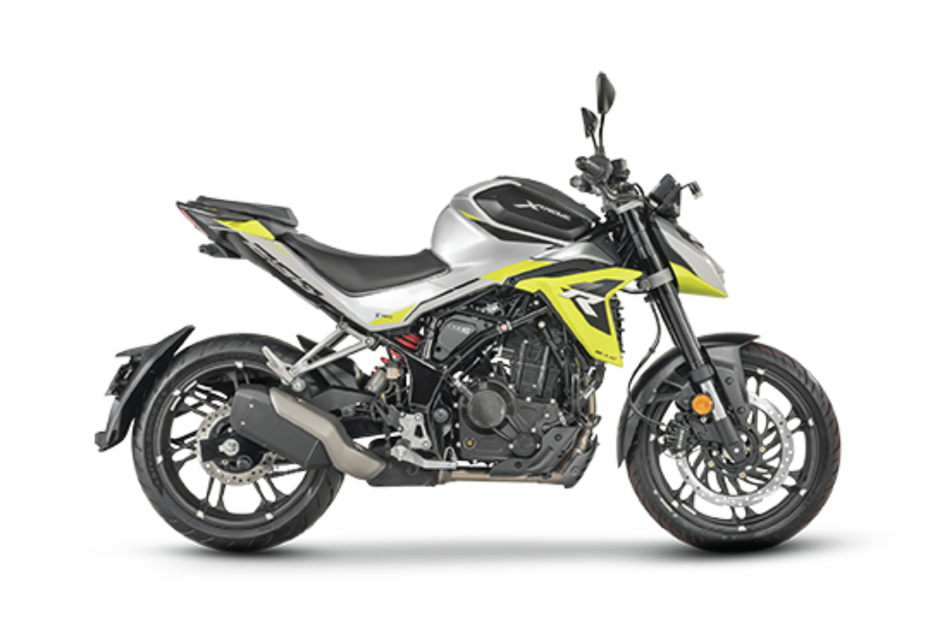 Hero Xtreme 250R in NEON SHOOTING STAR Hero Xtreme 250R in NEON SHOOTING STAR