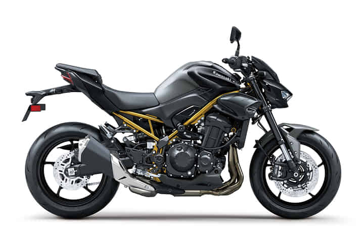 Z900 in METALLIC MATTE GRAPHENESTEEL GRAY-METALLIC FLAT SPARK BLACK