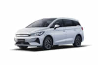 BYD eMAX 7 Crystal White colour  BYD eMAX 7 Crystal White colour