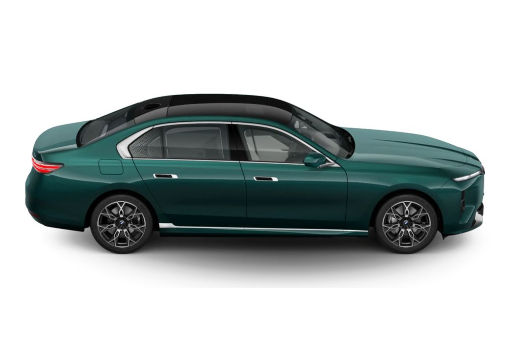 BMW i7 Facelift 2026 in Vancouver Green metallic