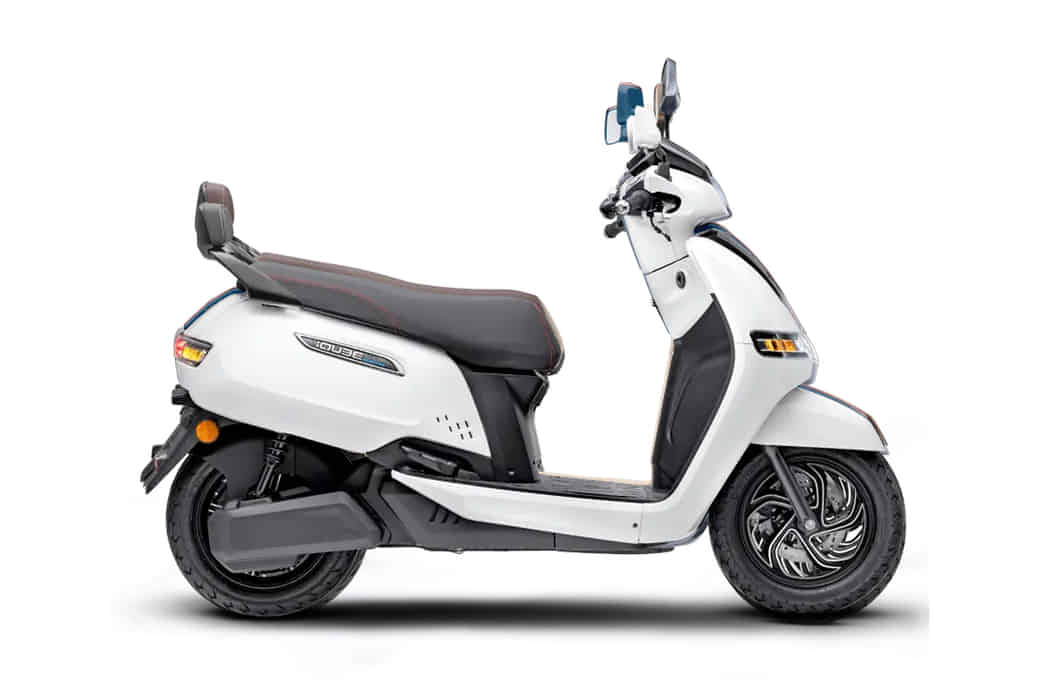 iQube Electric undefined in Pearl White