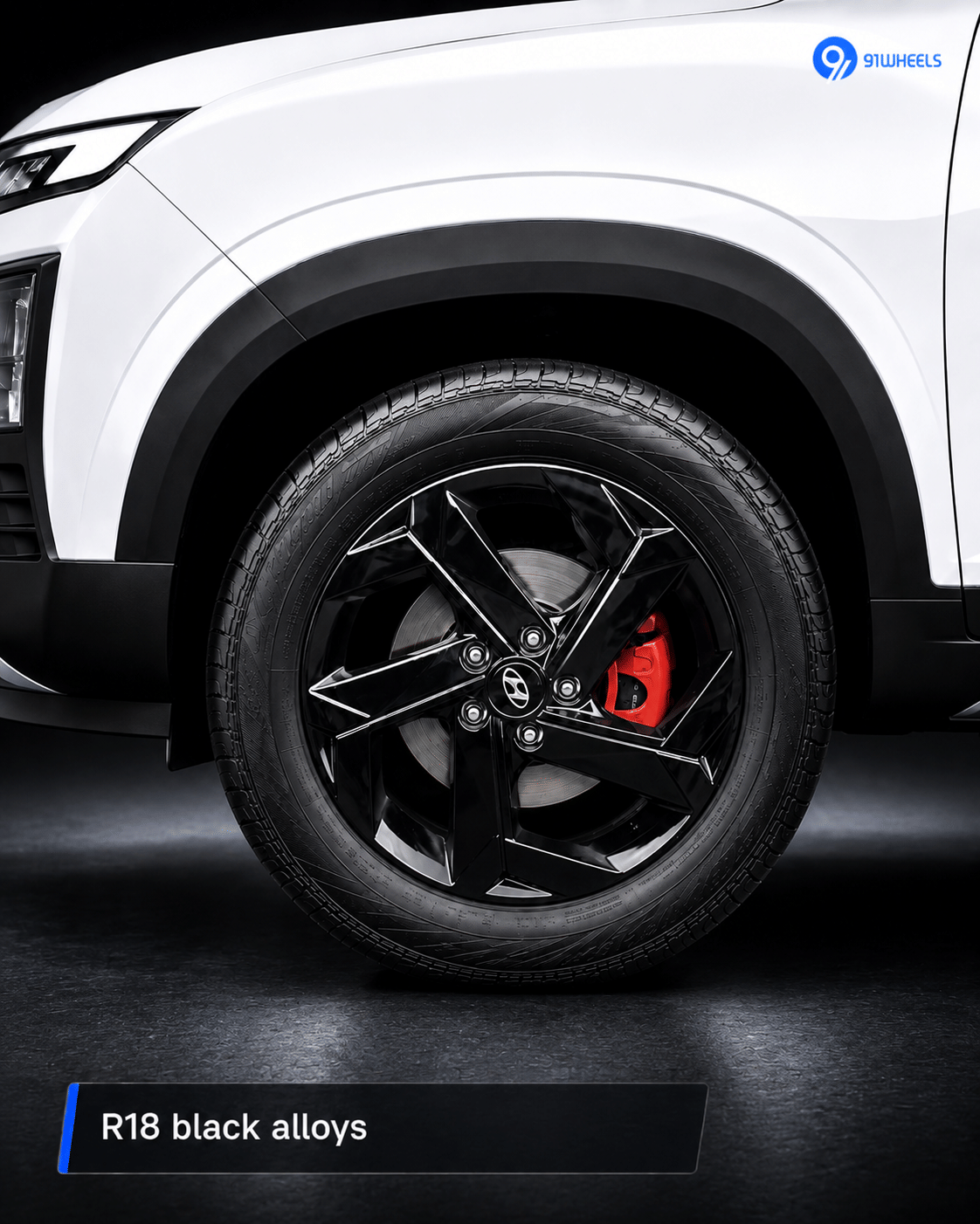 R18 Black Alloy Wheel