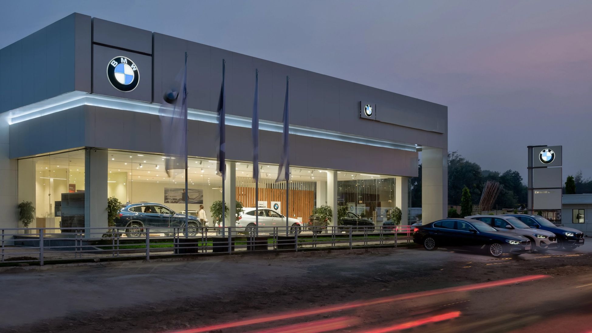 Find your nearest BMW Dealership