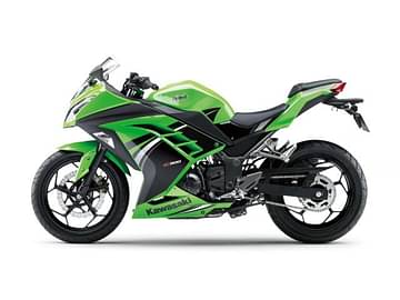 Kawasaki Ninja300 BS6 Image 