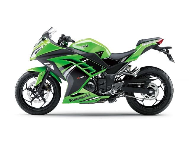 Kawasaki Ninja300 BS6 Image 