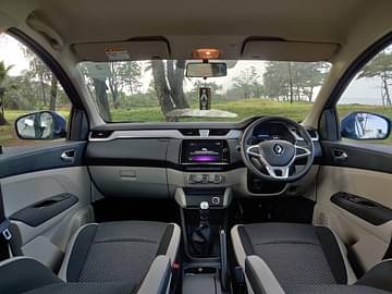 renault triber interior