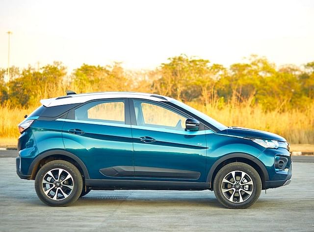 tata nexon ev dimensions nexon side profile