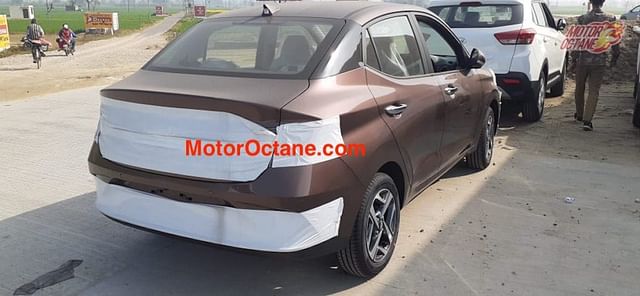 hyundai aura back