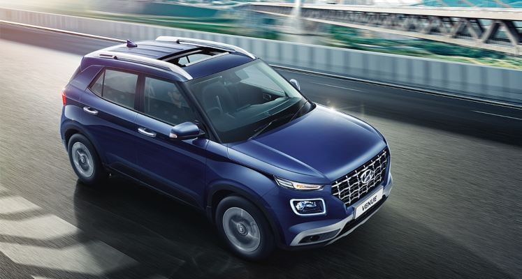 Hyundai Venue Garners Over 1 Lakh Bookings - Details