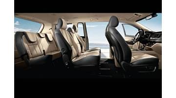 Kia Carnival Interiors Image 