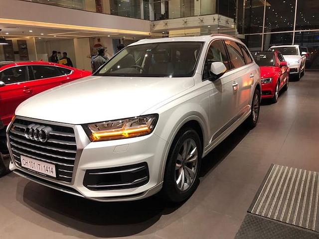 Audi Q7 self drive