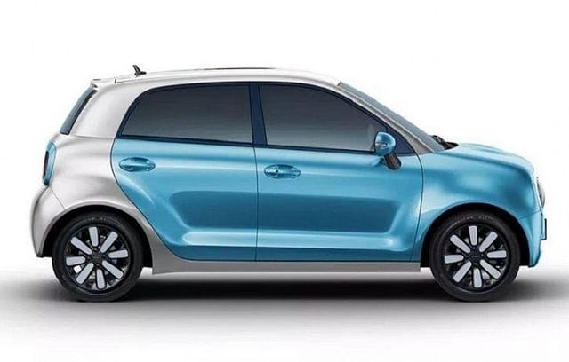 ORA R1 side