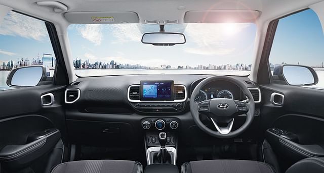 Hyundai Venue BS6 Interiors