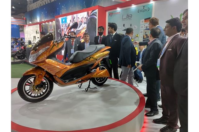 Okinawa Maxi Electric Scooter Cruiser price in india