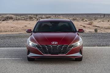 2021 hyundai elantra front