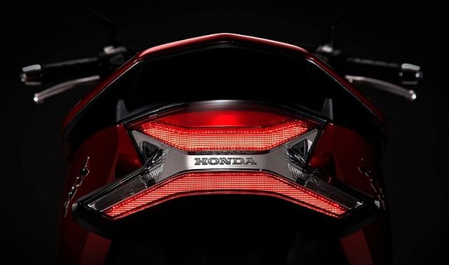 honda pcx 150 rear