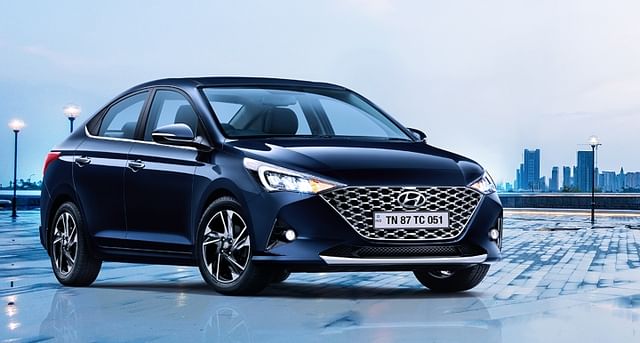 Hyundai Verna vs Maruti Ciaz vs Honda City BS6 Fuel Economy Image