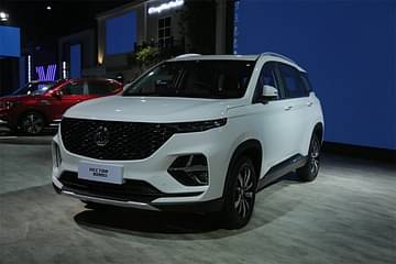 MG Hector Plus Vs Tata Gravitas