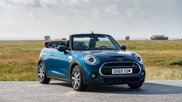 Mini Cooper Sidewalk Edition India 