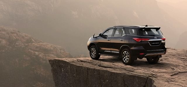 toyota fortuner 