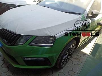 Skoda Octavia RS 245 Delhi Images