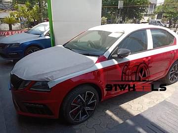 Skoda Octavia RS 245 Delhi Images