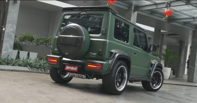Suzuki Jimny Widebody rear