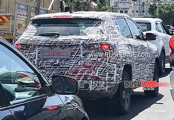  jeep compass facelift spied