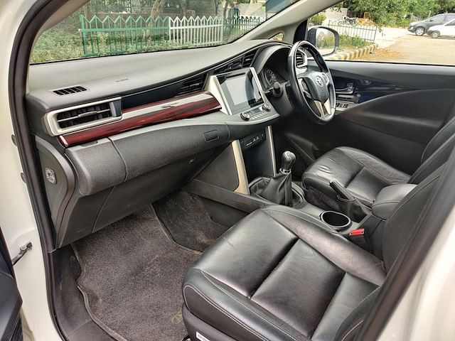 2020 Toyota Innova Crysta BS6