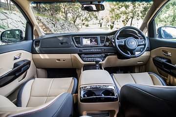 kia carnival interior features