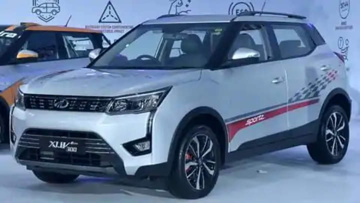 Hyundai Venue N Line Rival 2022 Mahindra XUV300 Sportz - Most Powerful Compact SUV