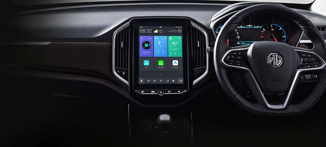 MG Hector Plus interior dashboard images