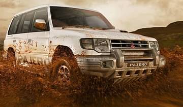 Mitsubishi Pajero SFX Brochure Image