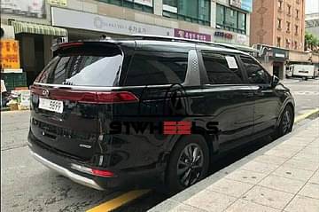 2021 Kia Carnival real images side