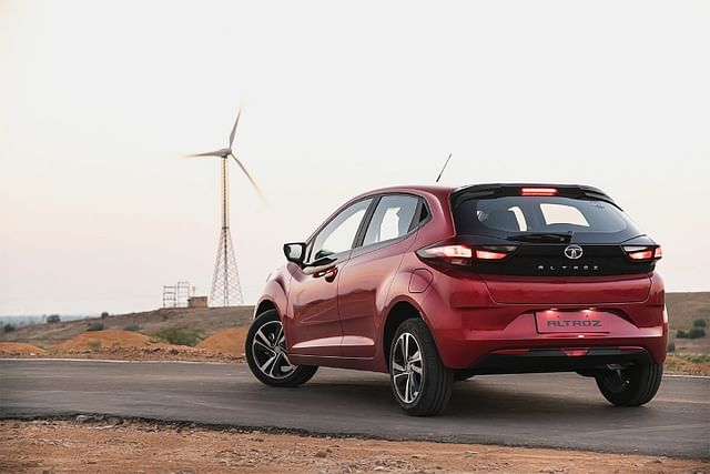 Tata Altroz Side Rear Profile