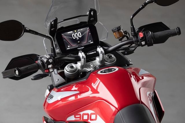 Multistrada V2 Vs Triumph Tiger 900 GT