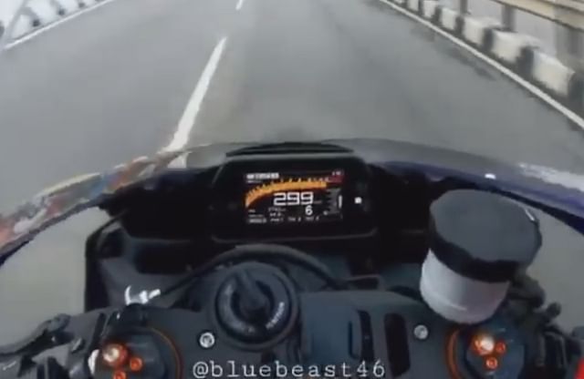 Yamaha R1 speeding at 299 kmph in Bengaluru during lockdown