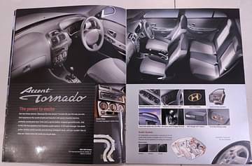 Hyundai Accent Brochure