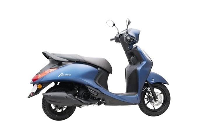 New Yamaha Fascino 125 and Ray ZR 125 Unveiled - Check Out What's New in Them!